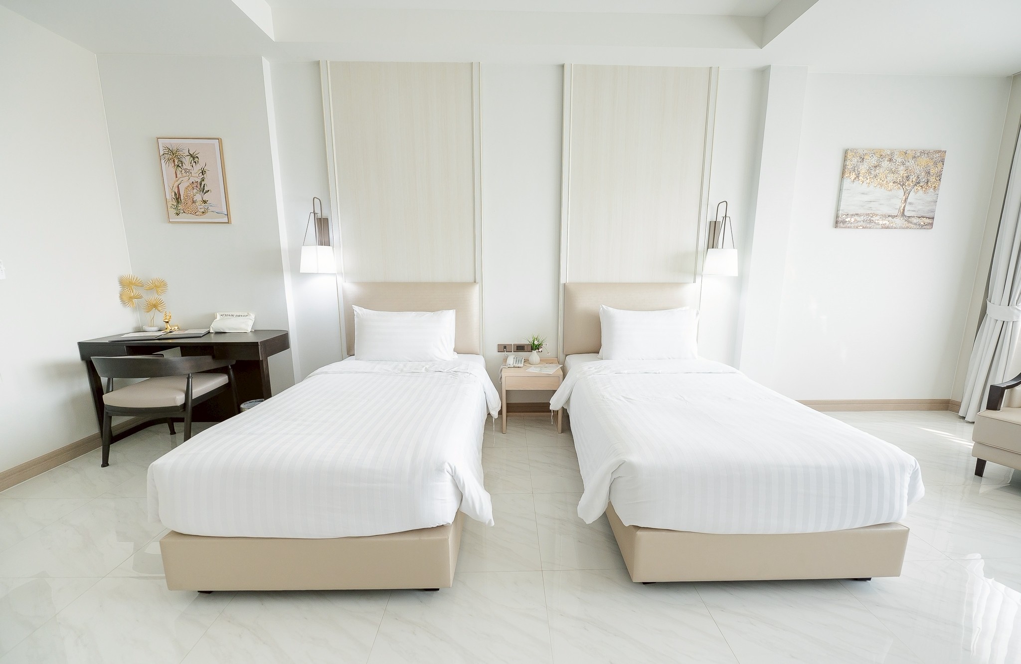Deluxe Twin Room